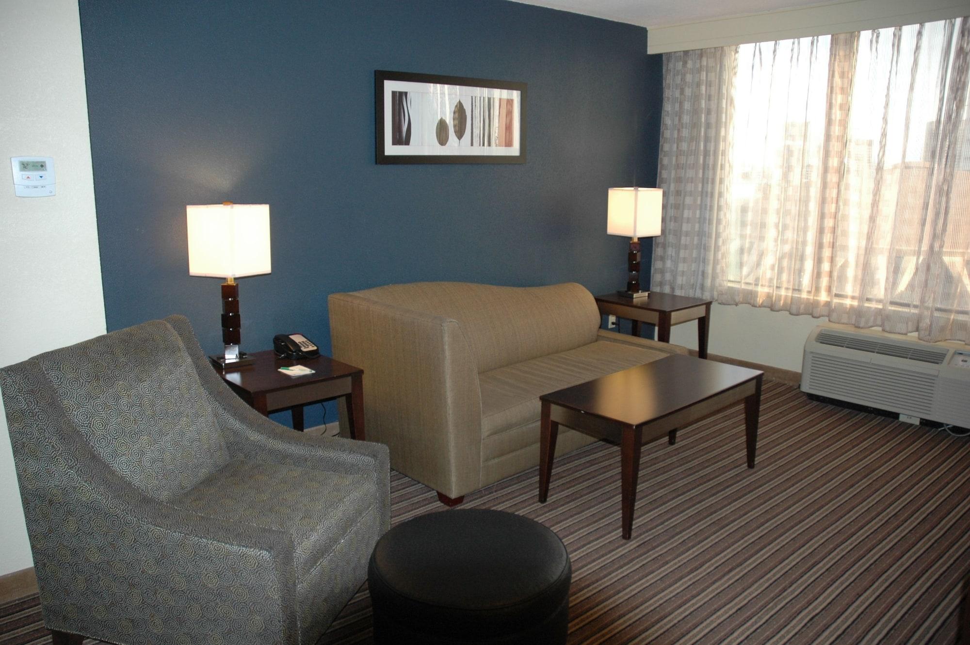 Wyndham Garden Norfolk Downtown Hotell Exteriör bild